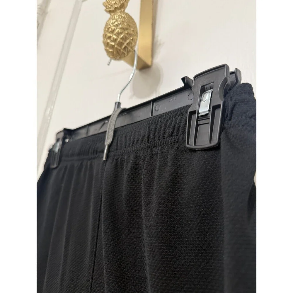 Champion boy’s size large basketball shorts